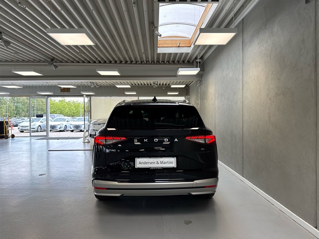 Skoda Enyaq 85 EL Selection Premium 286HK 5d Aut. - Image 8