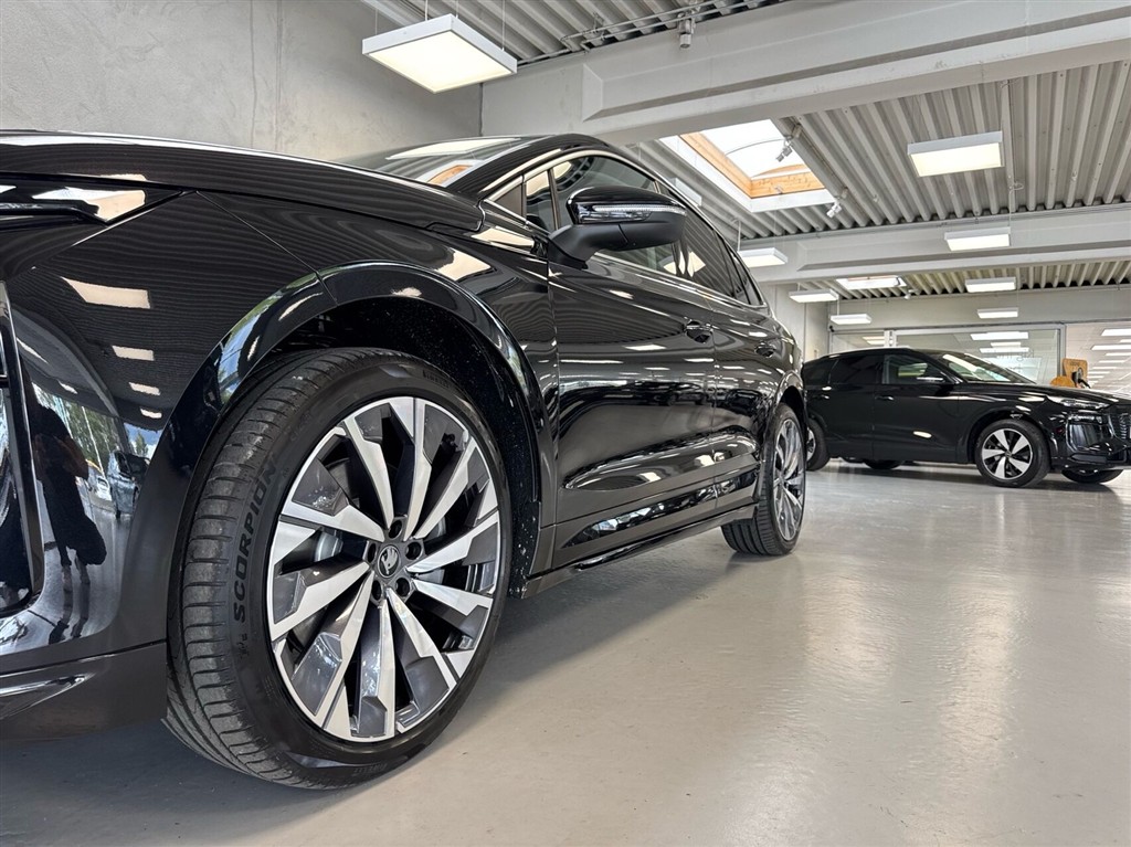 Skoda Enyaq 85 EL Selection Premium 286HK 5d Aut. - Image 28