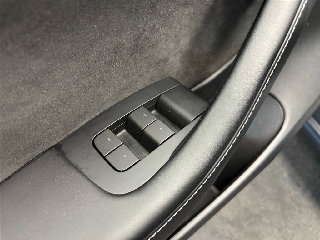 Tesla Model 3 EL 283HK Aut. - Image 12