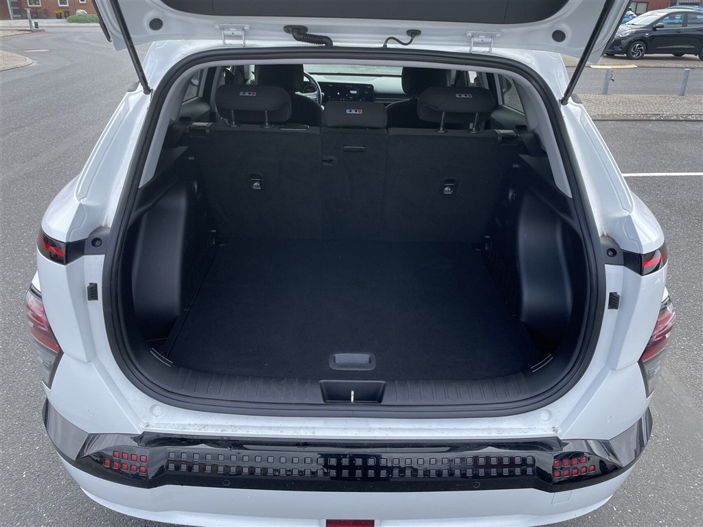 Hyundai Kona Electric 65,4 kWh Advanced Long Range 217HK 5d Aut. - Image 4