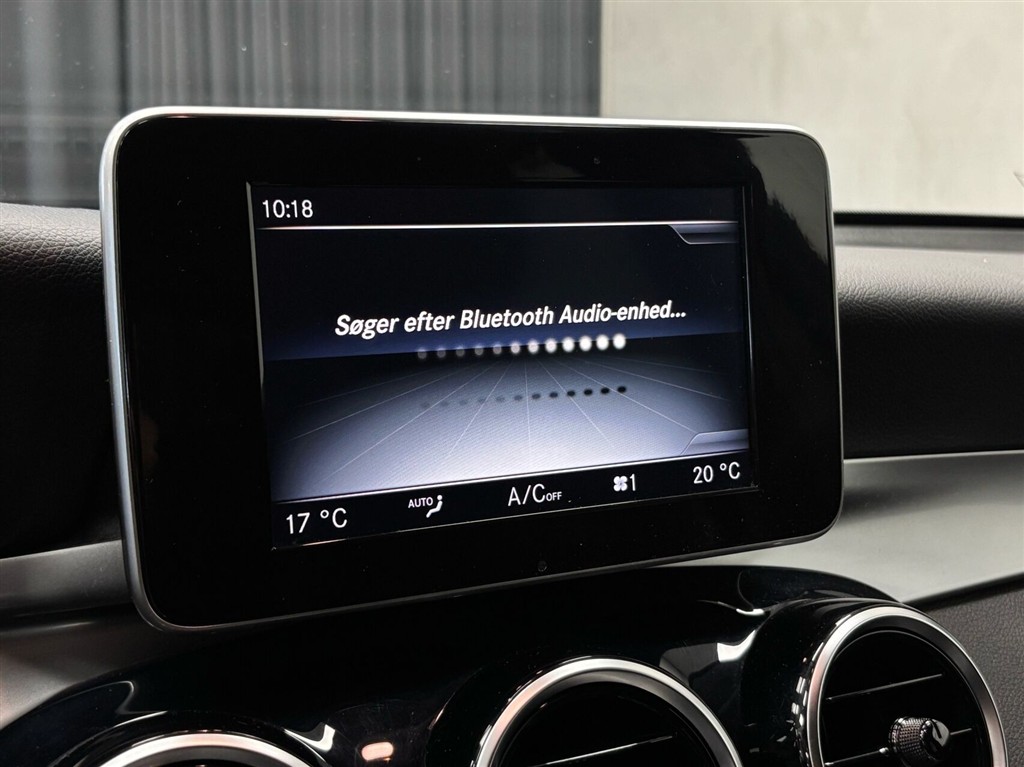 Mercedes-Benz GLC250 2,0 Progressive 4Matic 9G-Tronic 211HK 5d 9g Aut. - Image 22