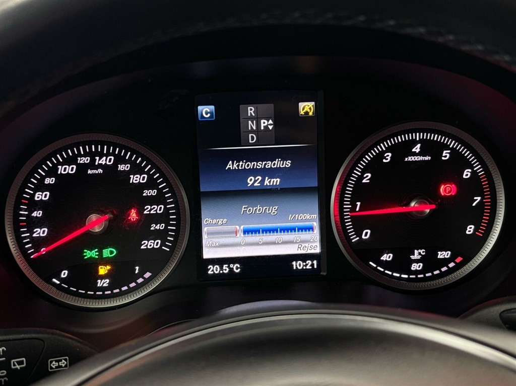 Mercedes-Benz GLC250 2,0 Progressive 4Matic 9G-Tronic 211HK 5d 9g Aut. - Image 25