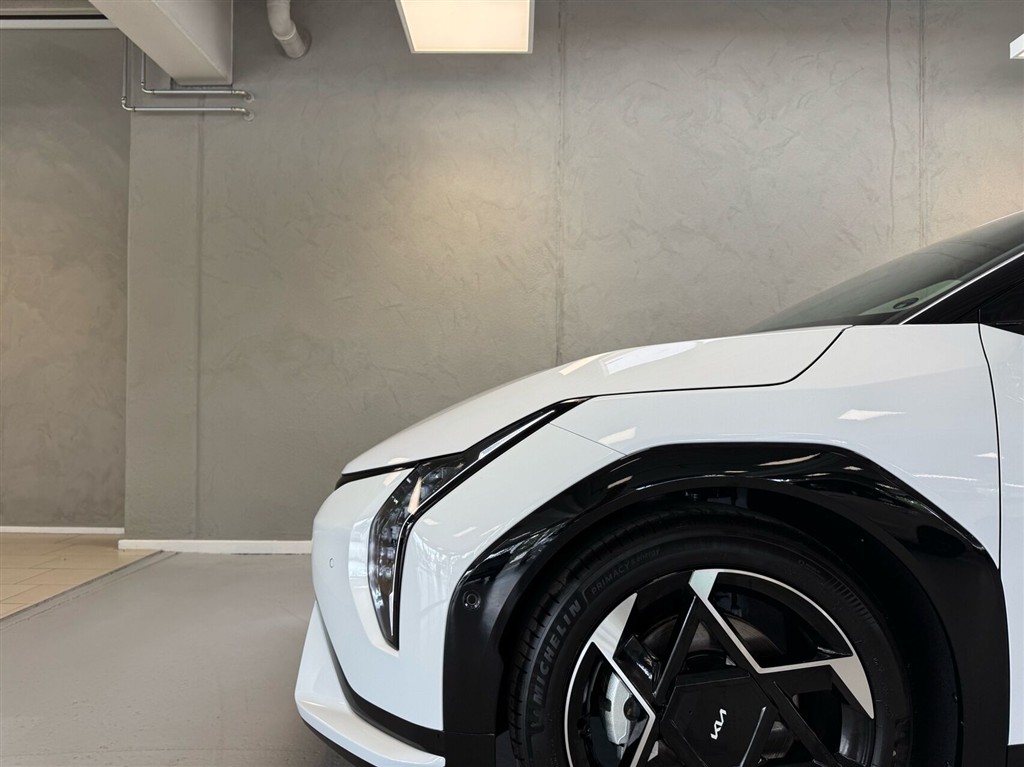 Kia EV4 Long Range GT-Line 204HK 5d Aut. - Image 32