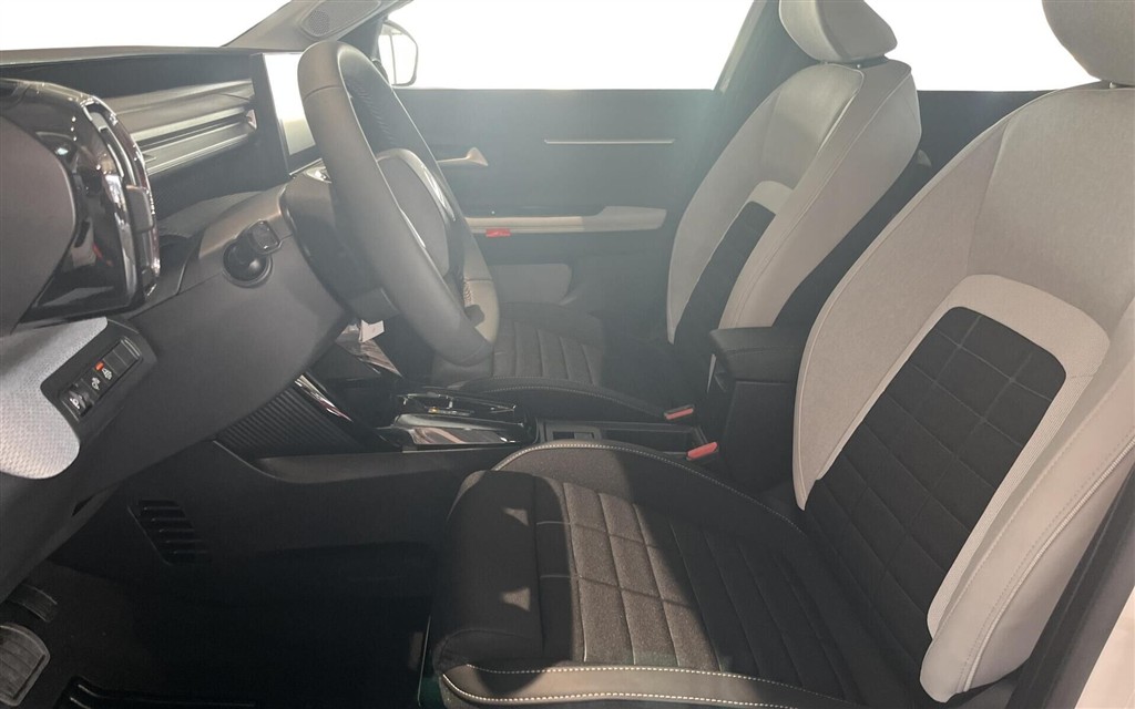 Citroën e-C3 EL VTR Sport 113HK 5d Aut. - Image 9