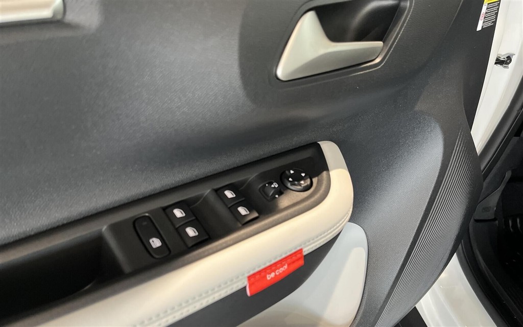 Citroën e-C3 EL VTR Sport 113HK 5d Aut. - Image 15