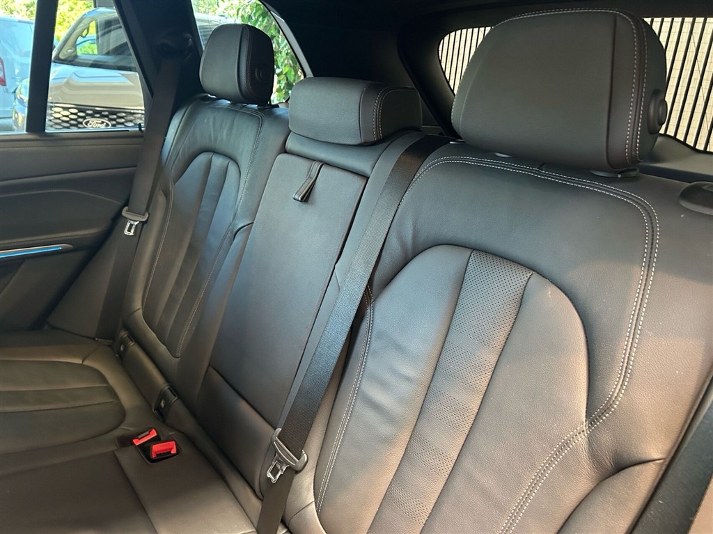 BMW X5 45e 3,0 Plugin-hybrid M-Sport XDrive Steptronic 394HK 5d 8g Aut. - Image 7