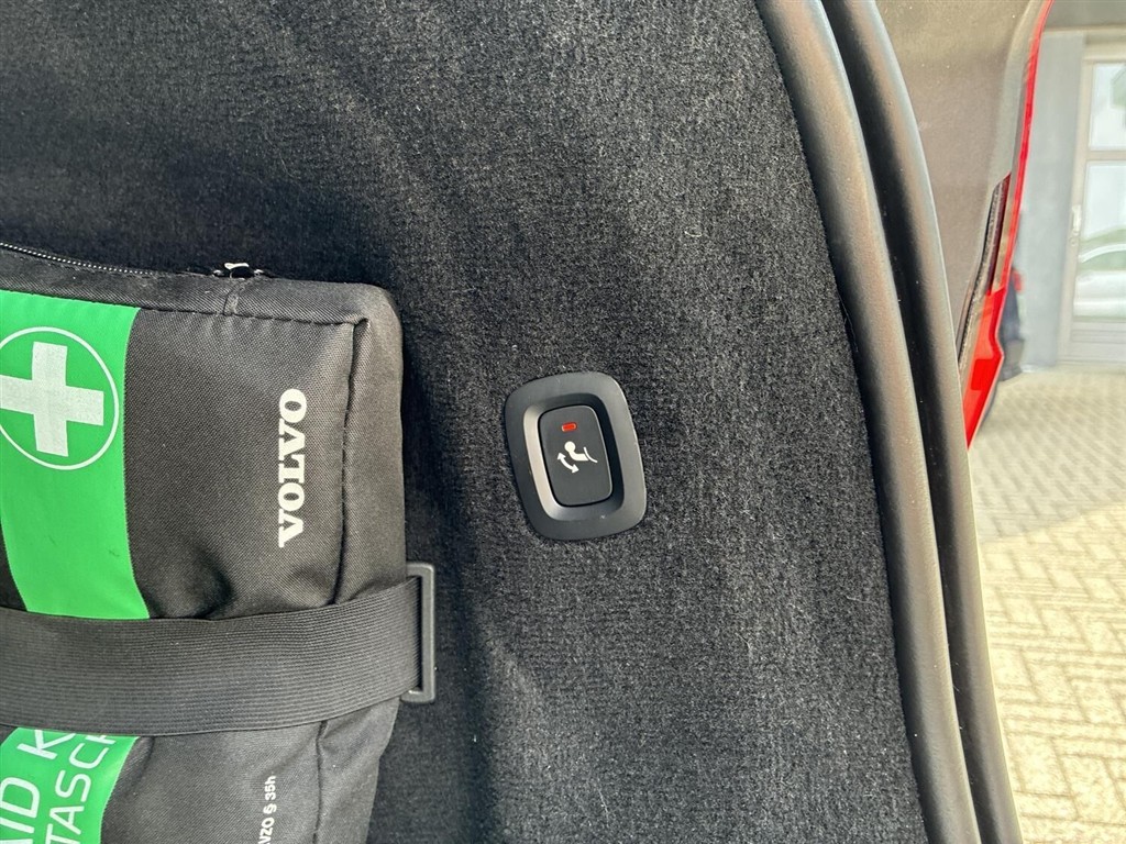 Volvo V90 2,0 T6 Recharge Plugin-hybrid Inscription AWD 340HK Stc 8g Aut. - Image 17