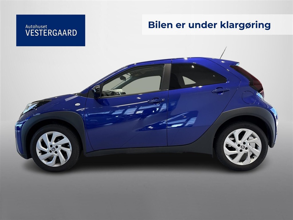 Toyota Aygo X 1,0 VVT-I Active 72HK 5d - Image 2