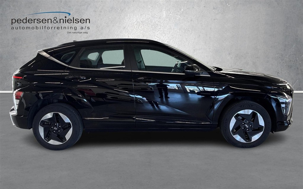Hyundai Kona Electric 65,4 kWh Essential Long Range 217HK 5d Aut. - Image 6