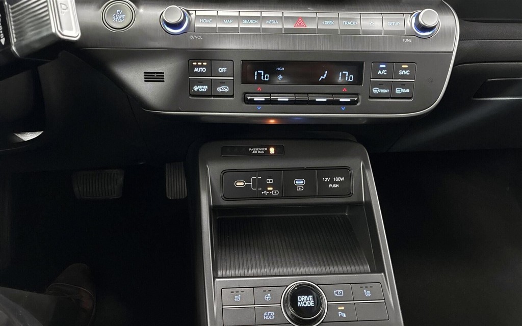 Hyundai Kona Electric 65,4 kWh Essential Long Range 217HK 5d Aut. - Image 13