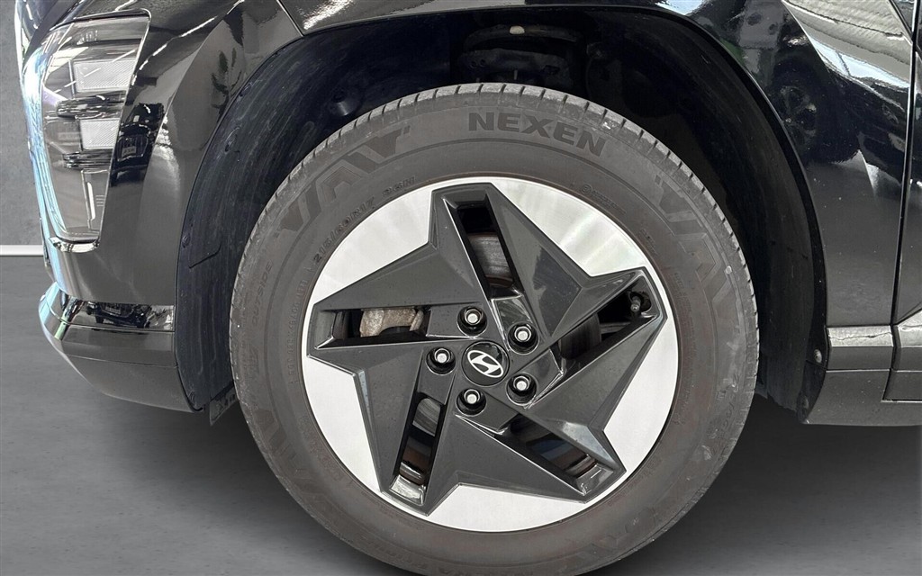 Hyundai Kona Electric 65,4 kWh Essential Long Range 217HK 5d Aut. - Image 16