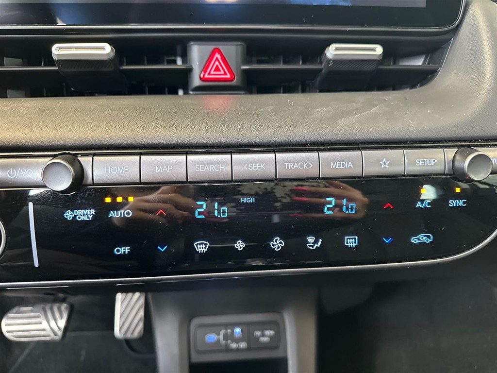 Hyundai Ioniq 5 Electric 84 kWh Ultimate 229HK 5d Aut. - Image 15