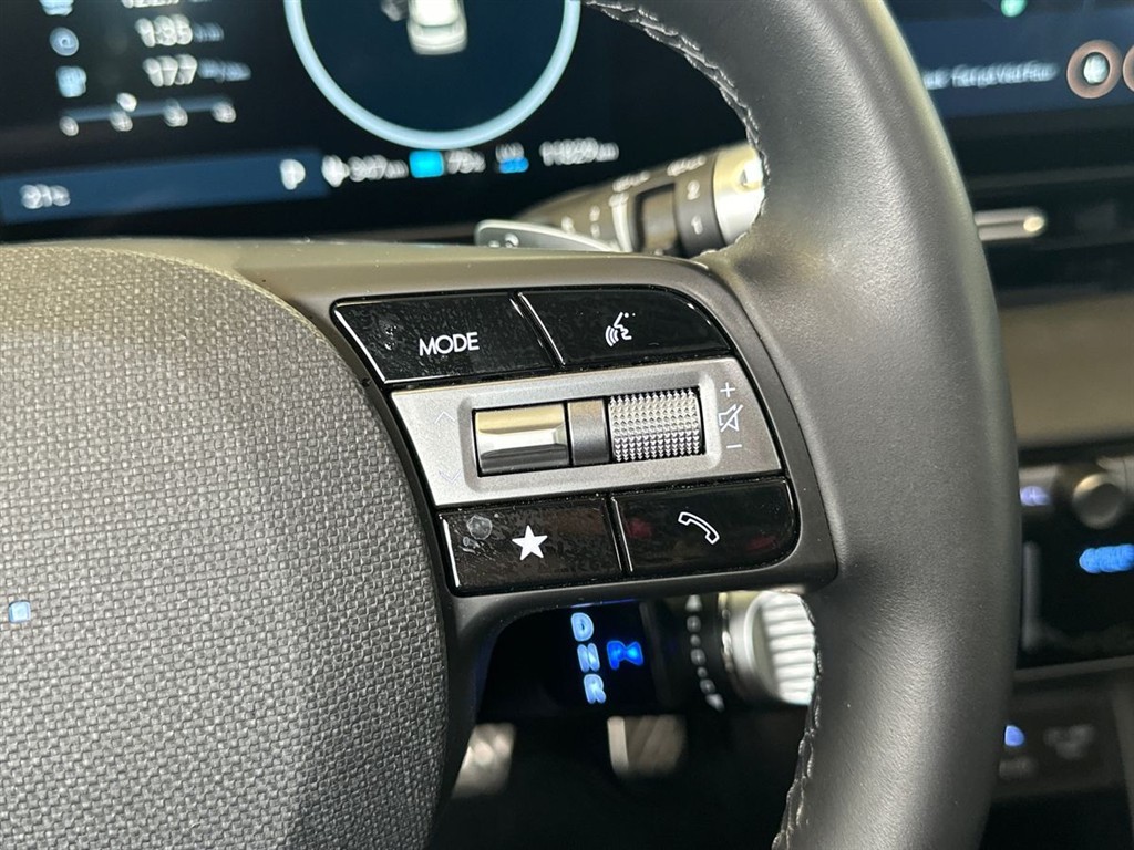 Hyundai Ioniq 5 Electric 84 kWh Ultimate 229HK 5d Aut. - Image 16
