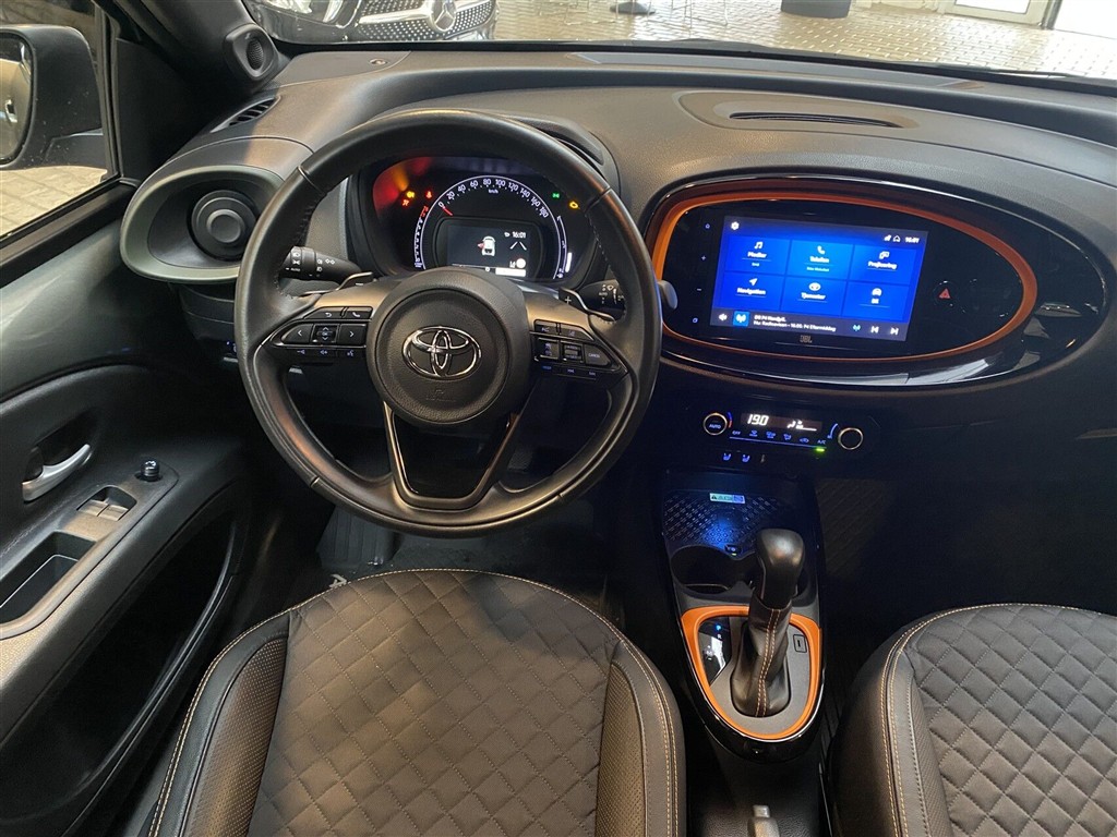 Toyota Aygo X 1,0 VVT-I Limited 72HK 5d Aut. - Image 8