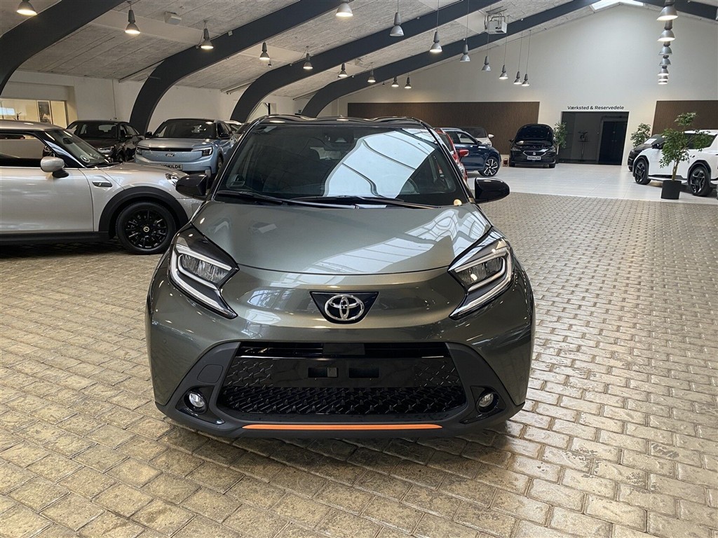 Toyota Aygo X 1,0 VVT-I Limited 72HK 5d Aut. - Image 3