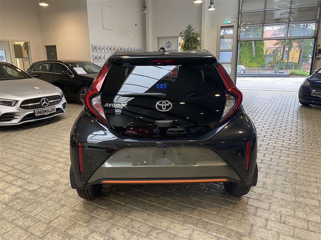 Toyota Aygo X 1,0 VVT-I Limited 72HK 5d Aut. - Image 5