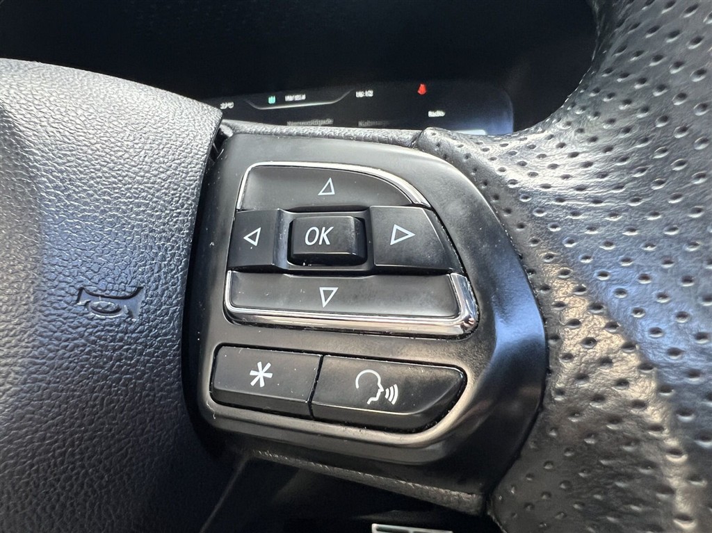 MG Marvel R EL Luxury 180HK 5d Aut. - Image 17