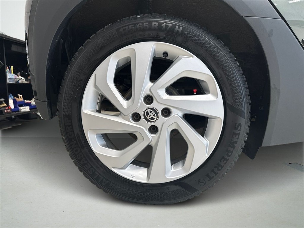 Toyota Aygo X 1,0 VVT-I Pulse 72HK 5d - Image 8