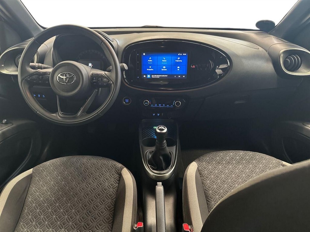 Toyota Aygo X 1,0 VVT-I Pulse 72HK 5d - Image 4