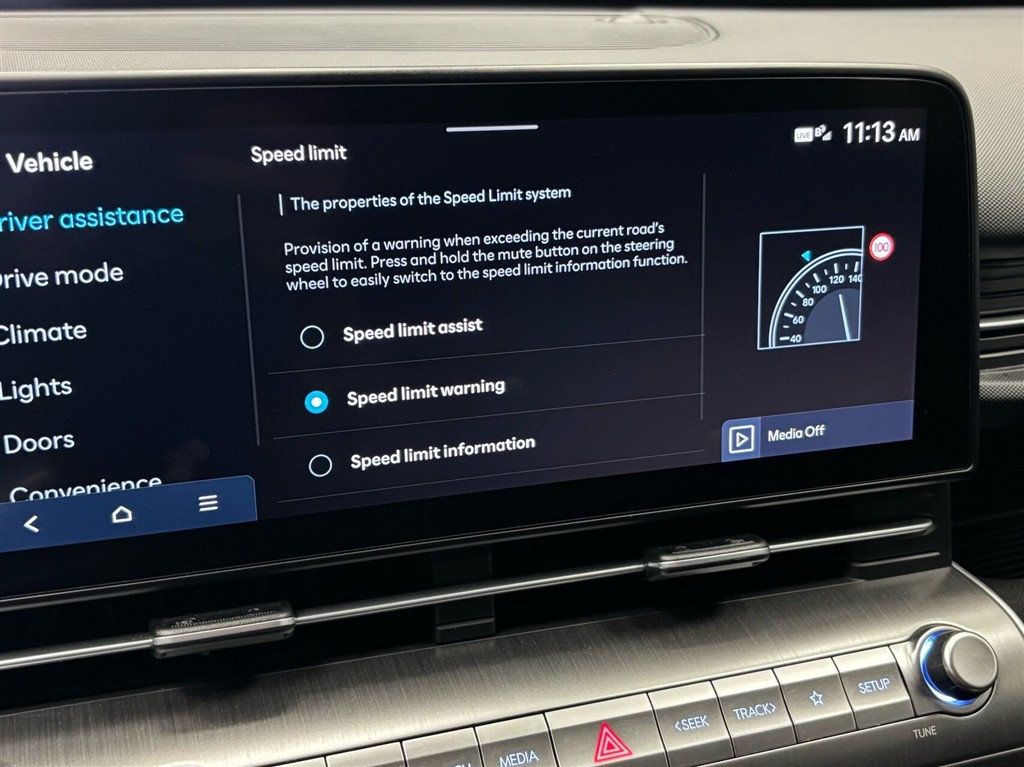 Hyundai Kona Electric 65,4 kWh Essential Long Range 217HK 5d Aut. - Image 28