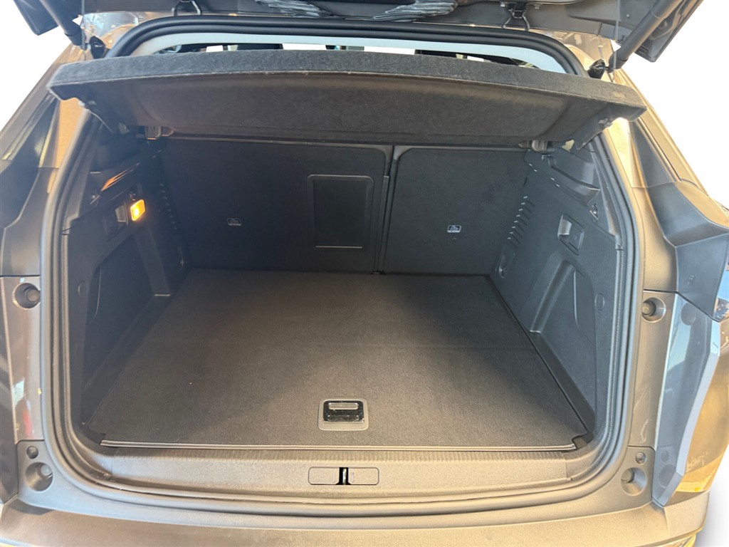Peugeot 3008 1,6 PureTech Plugin-hybrid Allure Pack EAT8 225HK 5d 8g Aut. - Image 16