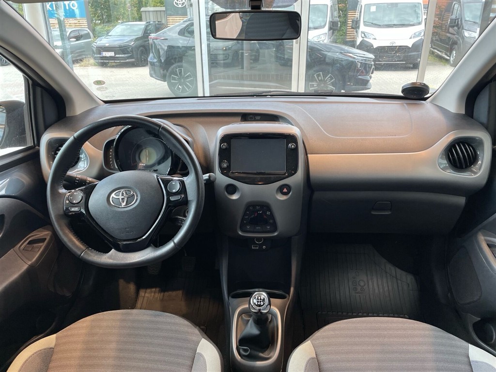 Toyota Aygo 1,0 VVT-I X-pression 72HK 5d - Image 8