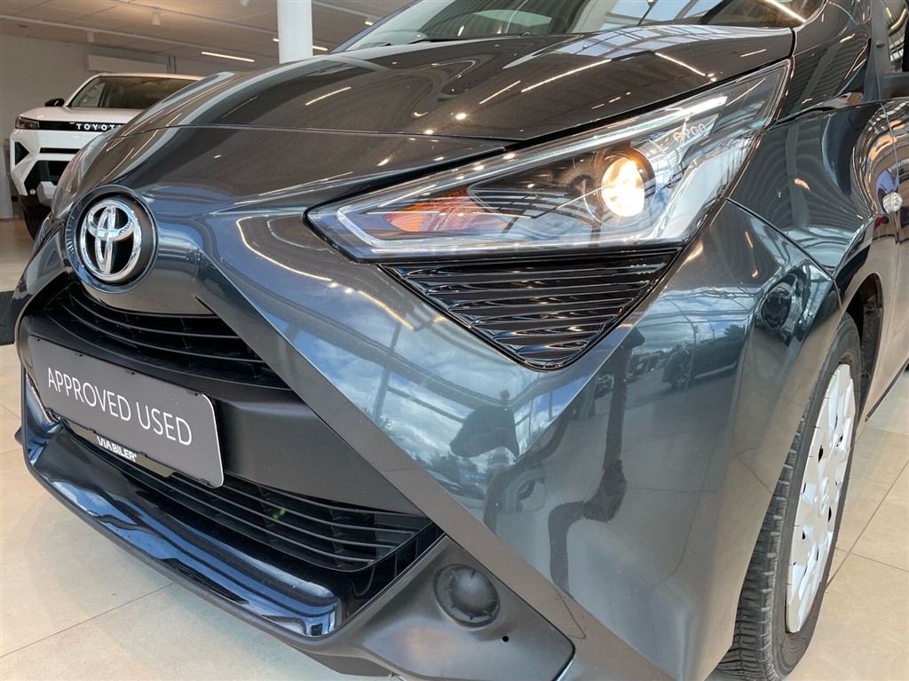 Toyota Aygo 1,0 VVT-I X-pression 72HK 5d - Image 21