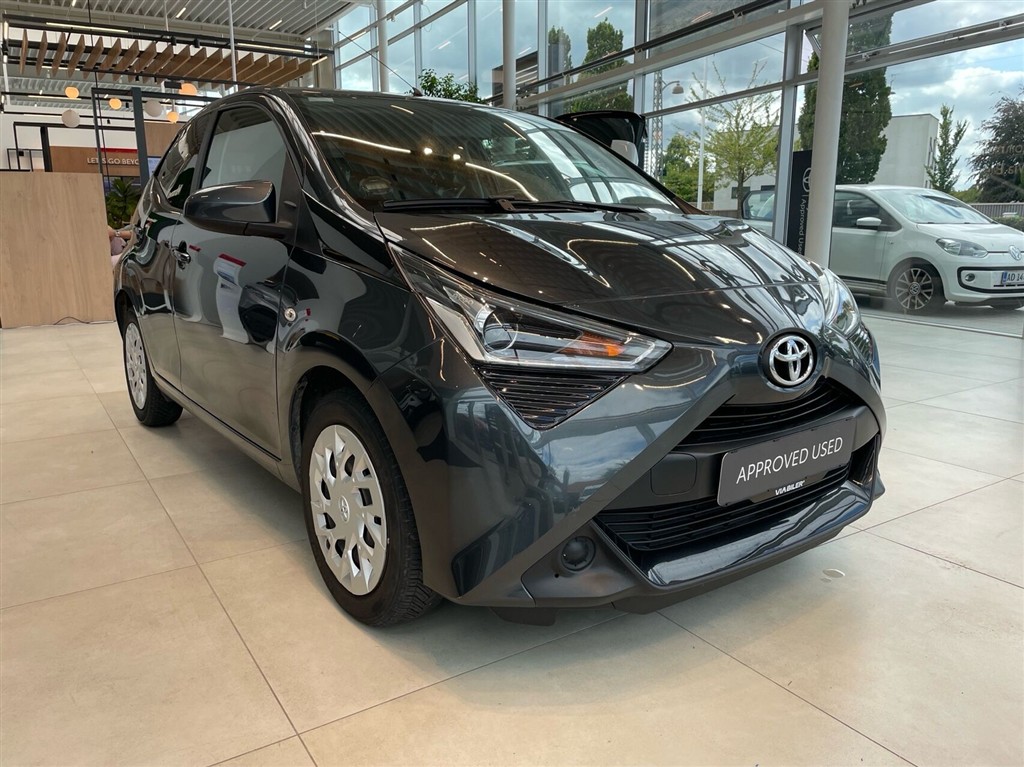 Toyota Aygo 1,0 VVT-I X-pression 72HK 5d - Image 4