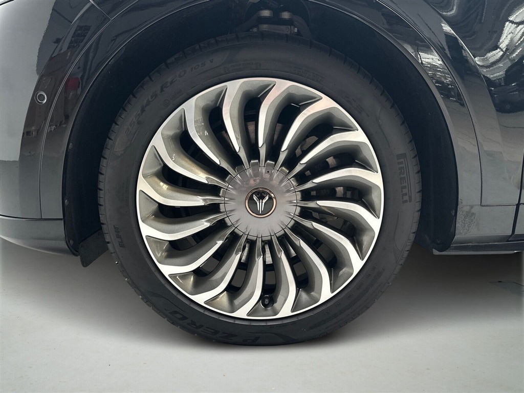 Voyah Free EL First Edition Noir AWD 489HK 5d Aut. - Image 8