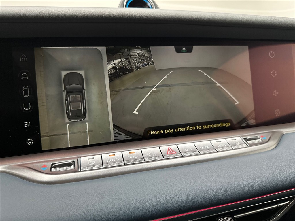 Voyah Free EL First Edition Noir AWD 489HK 5d Aut. - Image 16