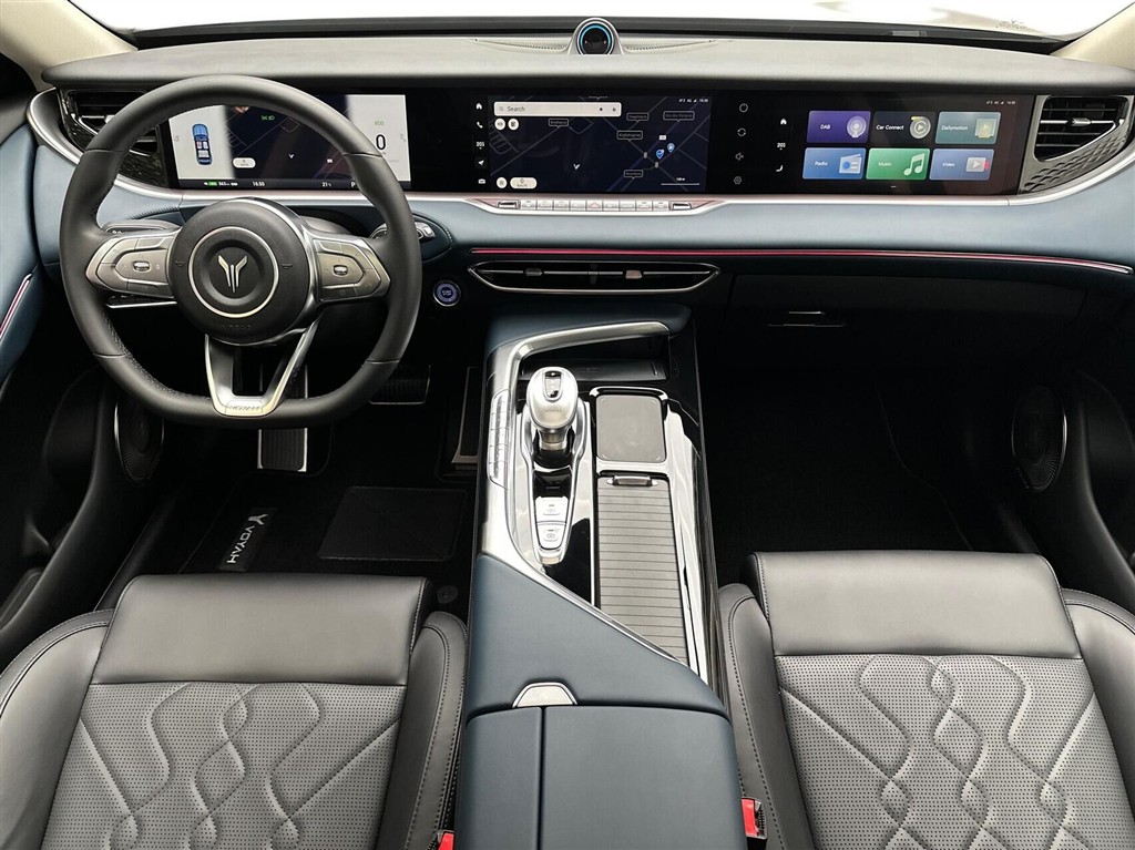 Voyah Free EL First Edition Noir AWD 489HK 5d Aut. - Image 4