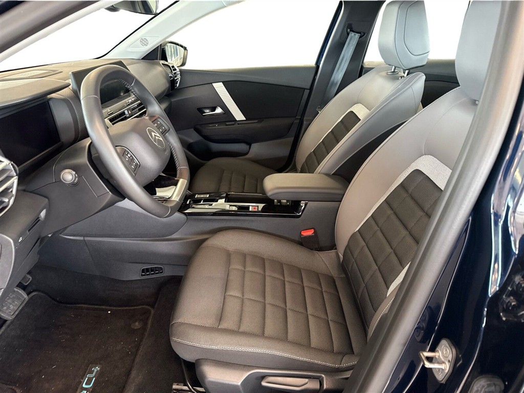 Citroën e-C4 X EL Plus 156HK 5d Aut. - Image 11