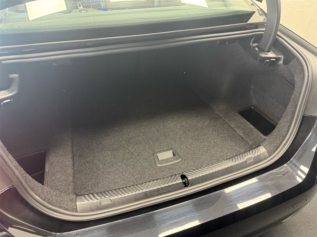 BMW i5 eDrive40 EL Sport Line 340HK Aut. - Image 7