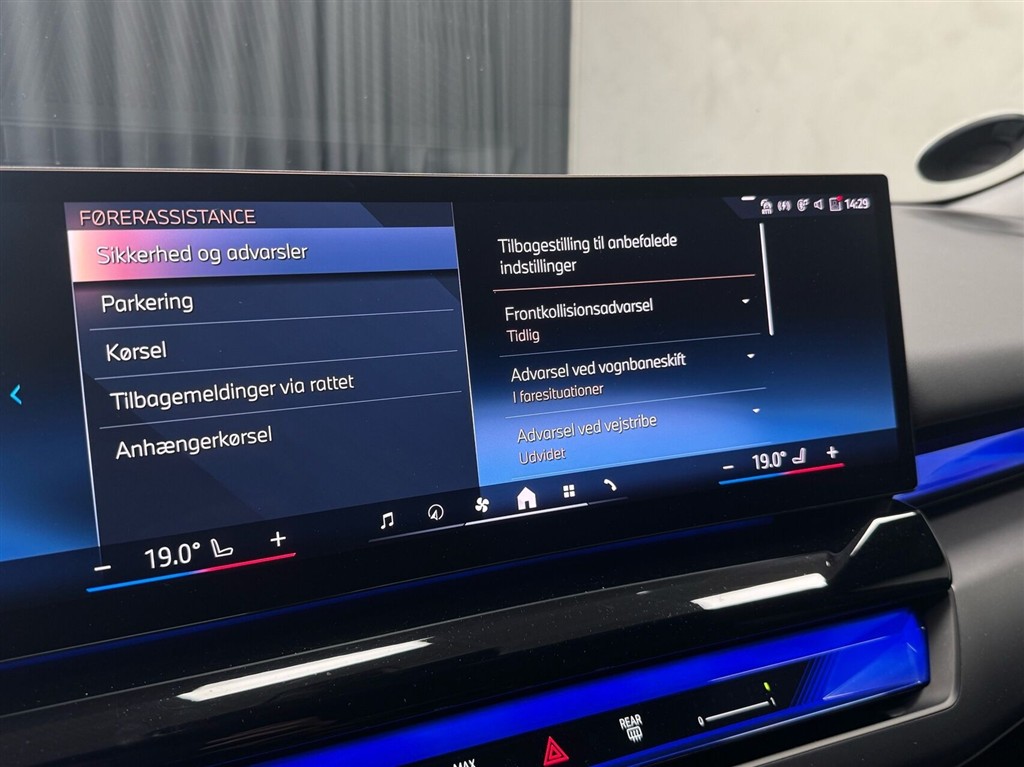 BMW i5 eDrive40 EL Sport Line 340HK Aut. - Image 25