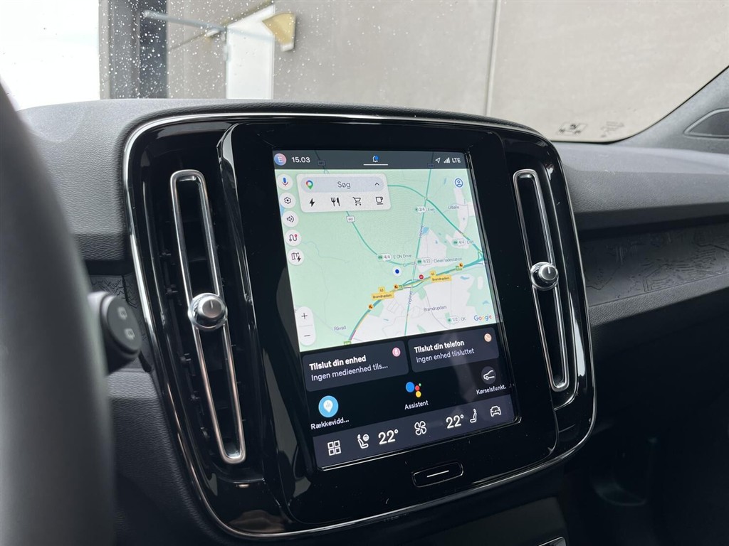 Volvo XC40 Recharge Extended Range Plus 252HK 5d Aut. - Image 15