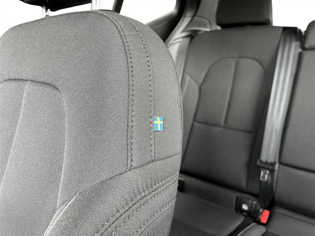 Volvo XC40 Recharge Extended Range Plus 252HK 5d Aut. - Image 20