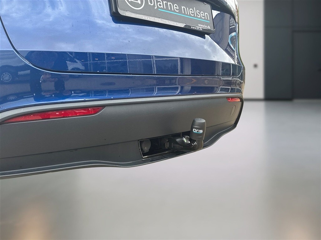 Tesla Model Y EL RWD 299HK 5d Aut. - Image 7