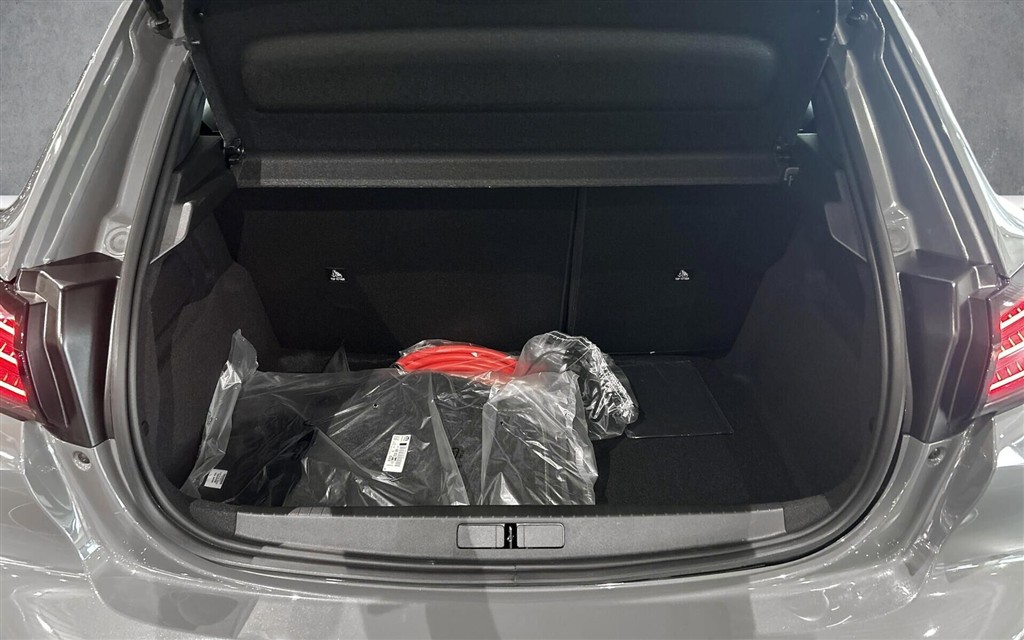 Peugeot e-208 EL GT Pack 156HK 5d Aut. - Image 17