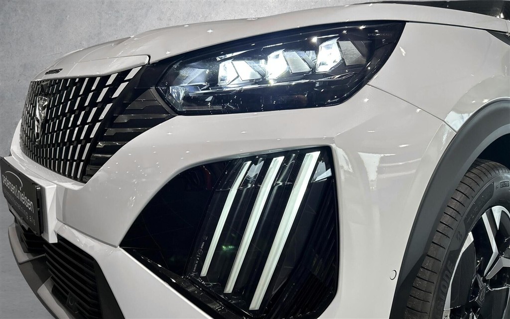 Peugeot e-2008 EL GT 156HK 5d Aut. - Image 22