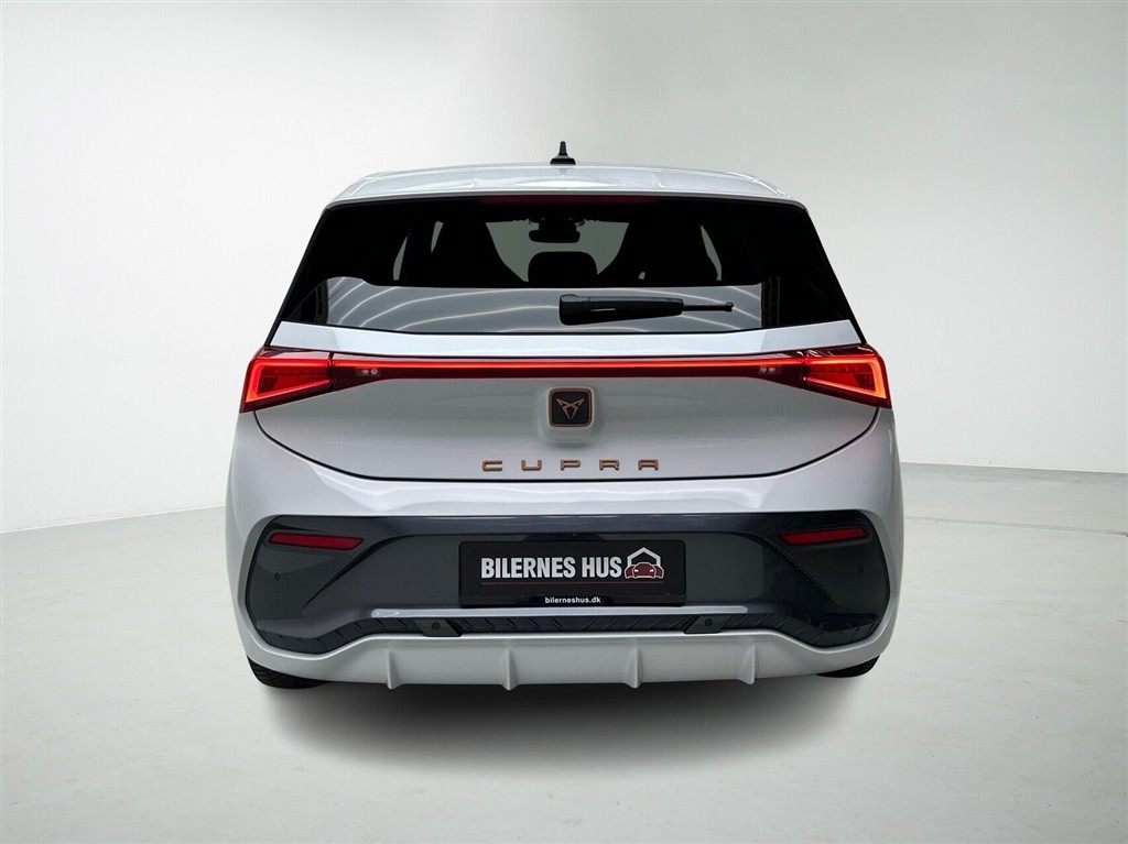 Cupra Born EL Dinamica Pack High 204HK 5d Aut. - Image 8