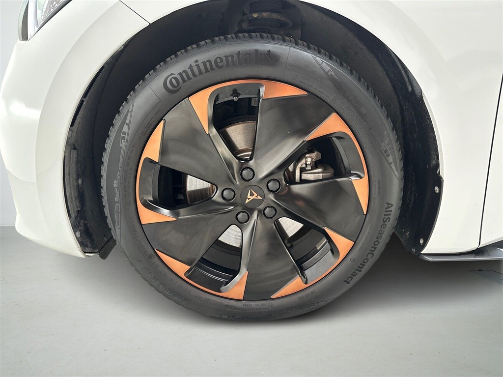 Cupra Born EL Dinamica Pack High 204HK 5d Aut. - Image 9