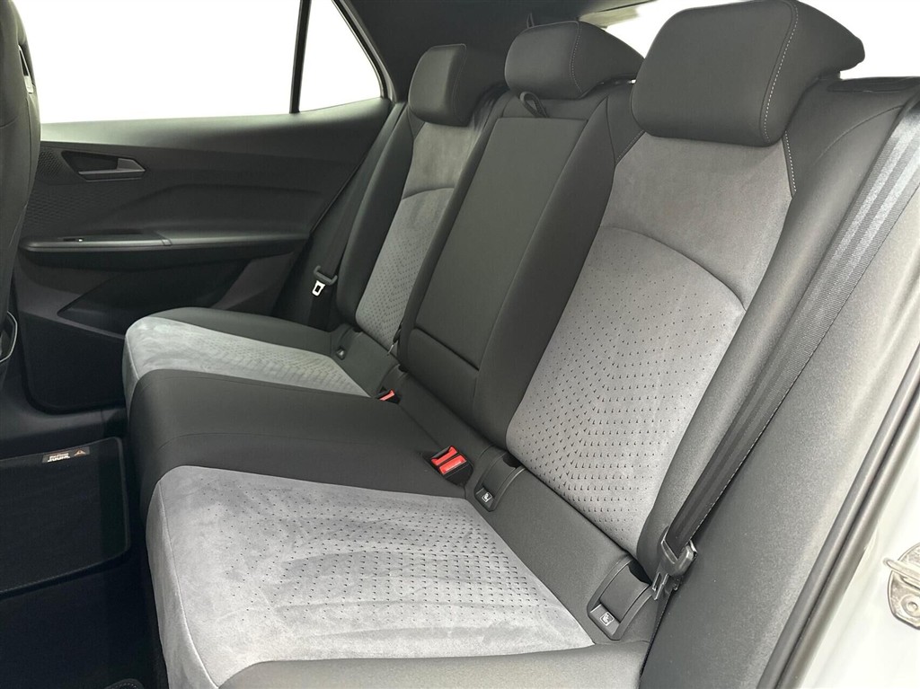 Cupra Born EL Dinamica Pack High 204HK 5d Aut. - Image 13
