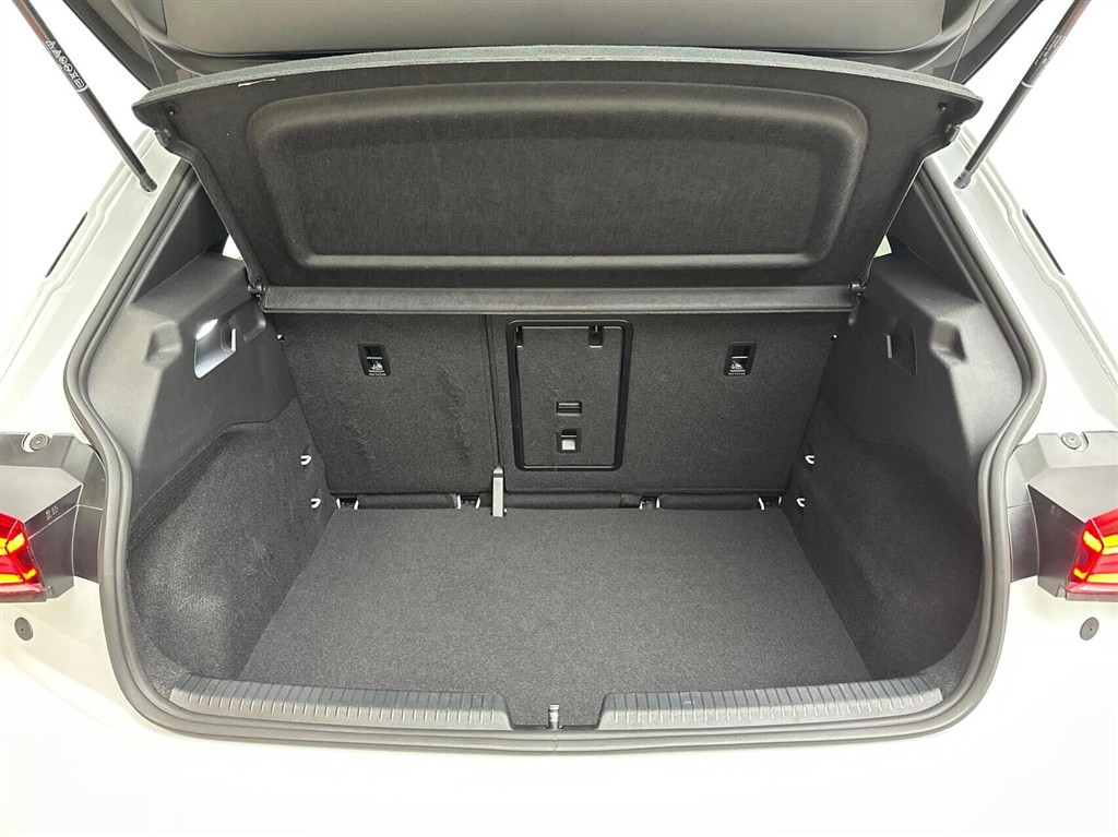 Cupra Born EL Dinamica Pack High 204HK 5d Aut. - Image 14