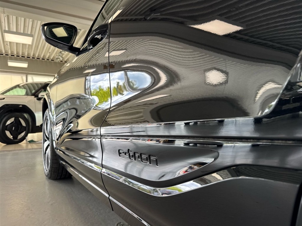 Audi Q6 E-tron S Line Plus Quattro 462HK 5d Aut. - Image 30