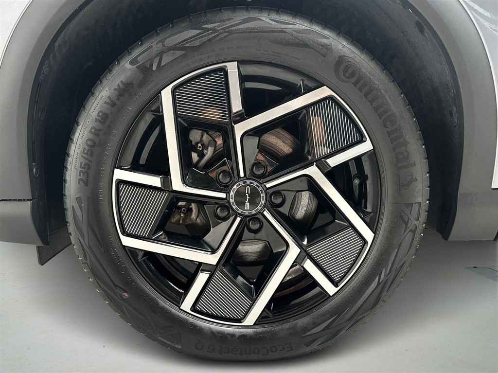 BYD Atto 3 EL Design 204HK 5d Aut. - Image 9