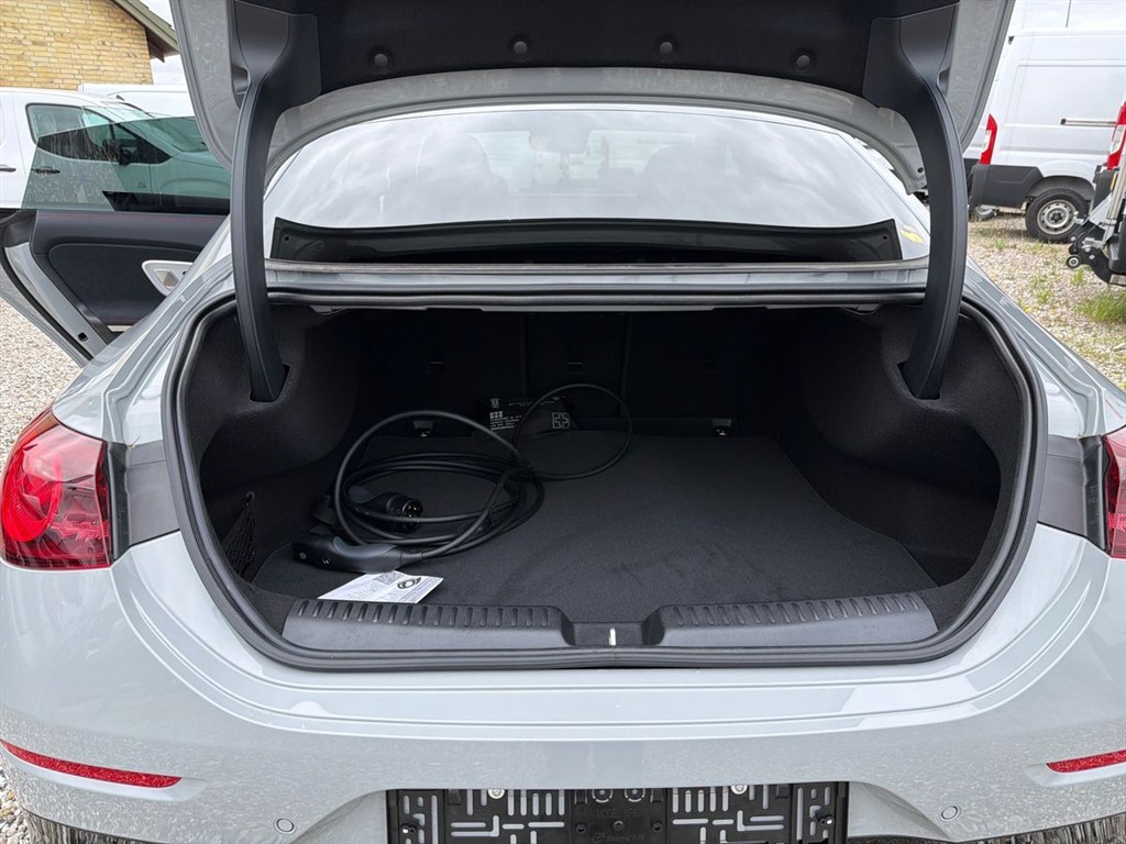 Mercedes-Benz CLA350 EL Premium Plus 4Matic 354HK Aut. - Image 13