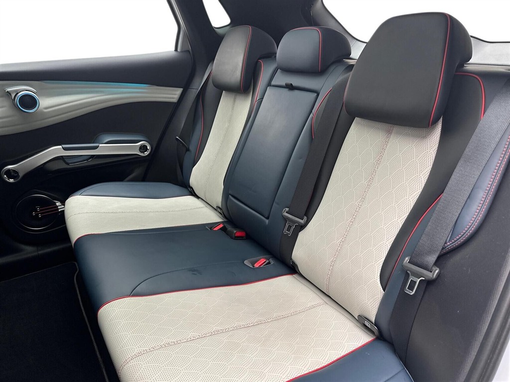 BYD Atto 3 EL Design 204HK 5d Aut. - Image 13