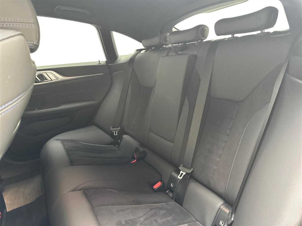 BMW i4 eDrive35 Gran Coupé EL M-Sport 286HK 5d Aut. - Image 13