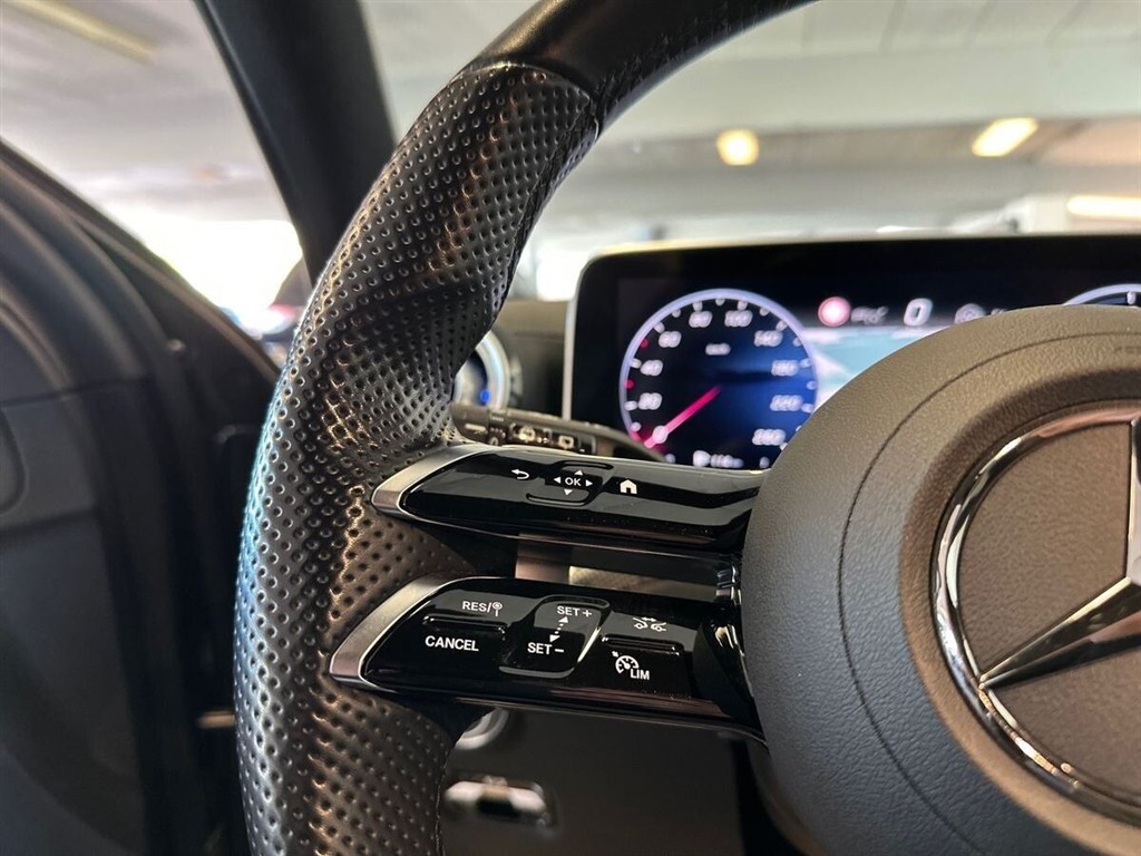 Mercedes-Benz C300 e T 2,0 Plugin-hybrid AMG Line 9G-Tronic 313HK Stc Aut. - Image 15