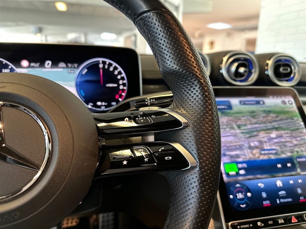 Mercedes-Benz C300 e T 2,0 Plugin-hybrid AMG Line 9G-Tronic 313HK Stc Aut. - Image 16